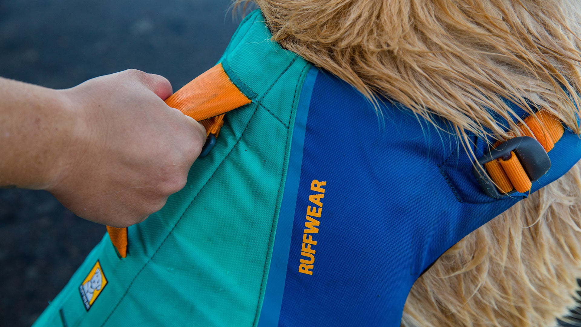 Float on sale coat ruffwear