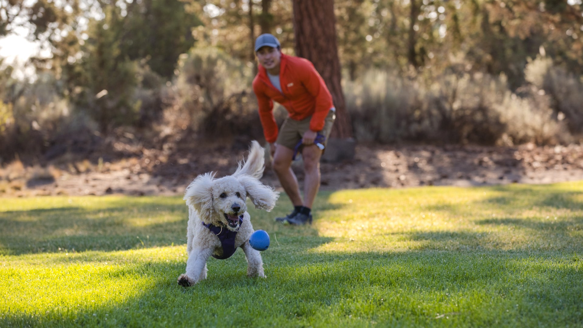 Huckama Rubber Dog Throw Toy Ruffwear