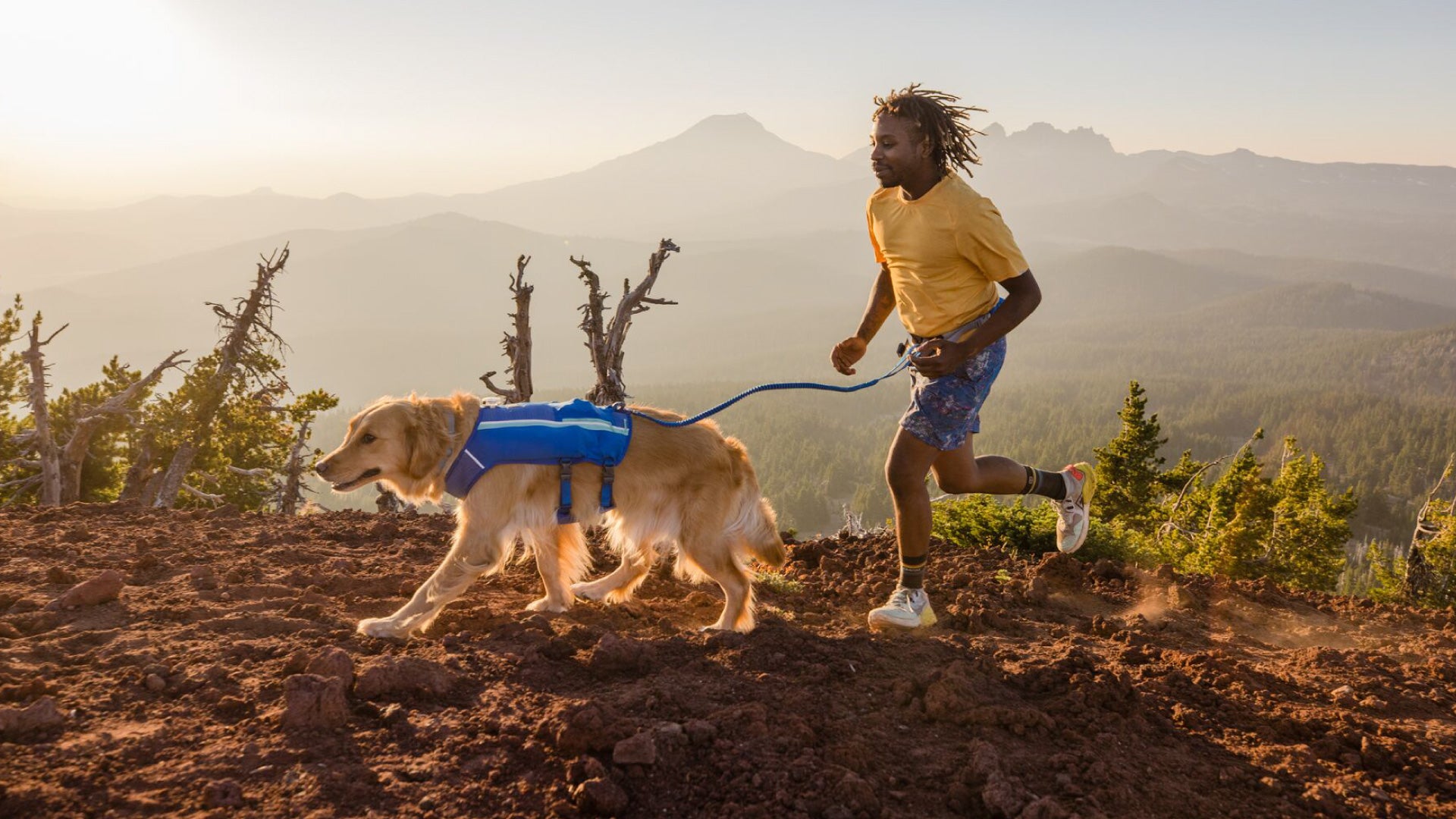 Runner leash store